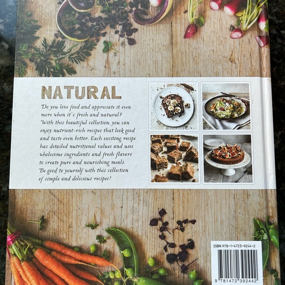 Natural. Wholesome Recipes for Pure Nourishment. Cookbook. Like new condition - Picture 3 of 11